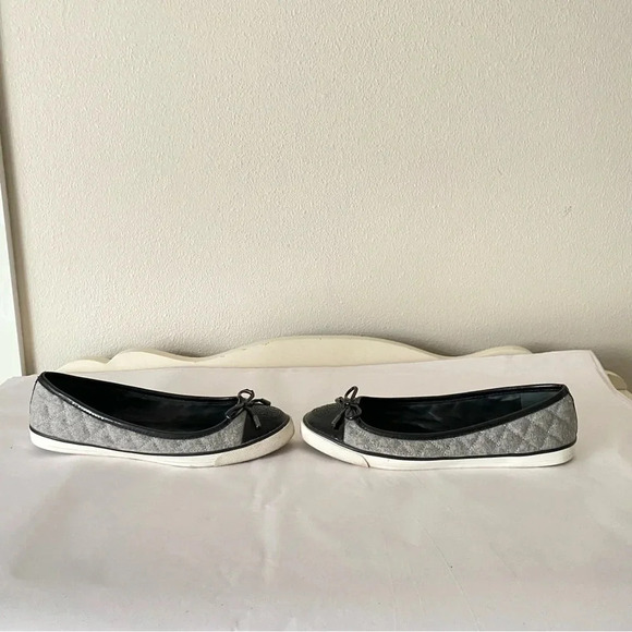 Tory Burch Skylar Slip-On Bow Ballet Grey Quilted Wool Patent Black Leather Shoe - Picture 7 of 9
